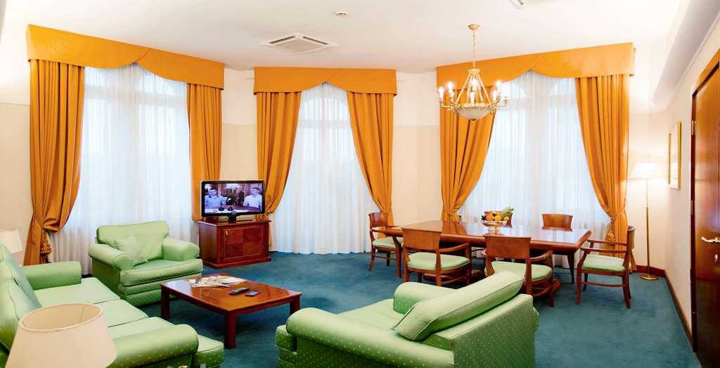 Palace Hotel Ζάγκρεμπ Δωμάτιο φωτογραφία